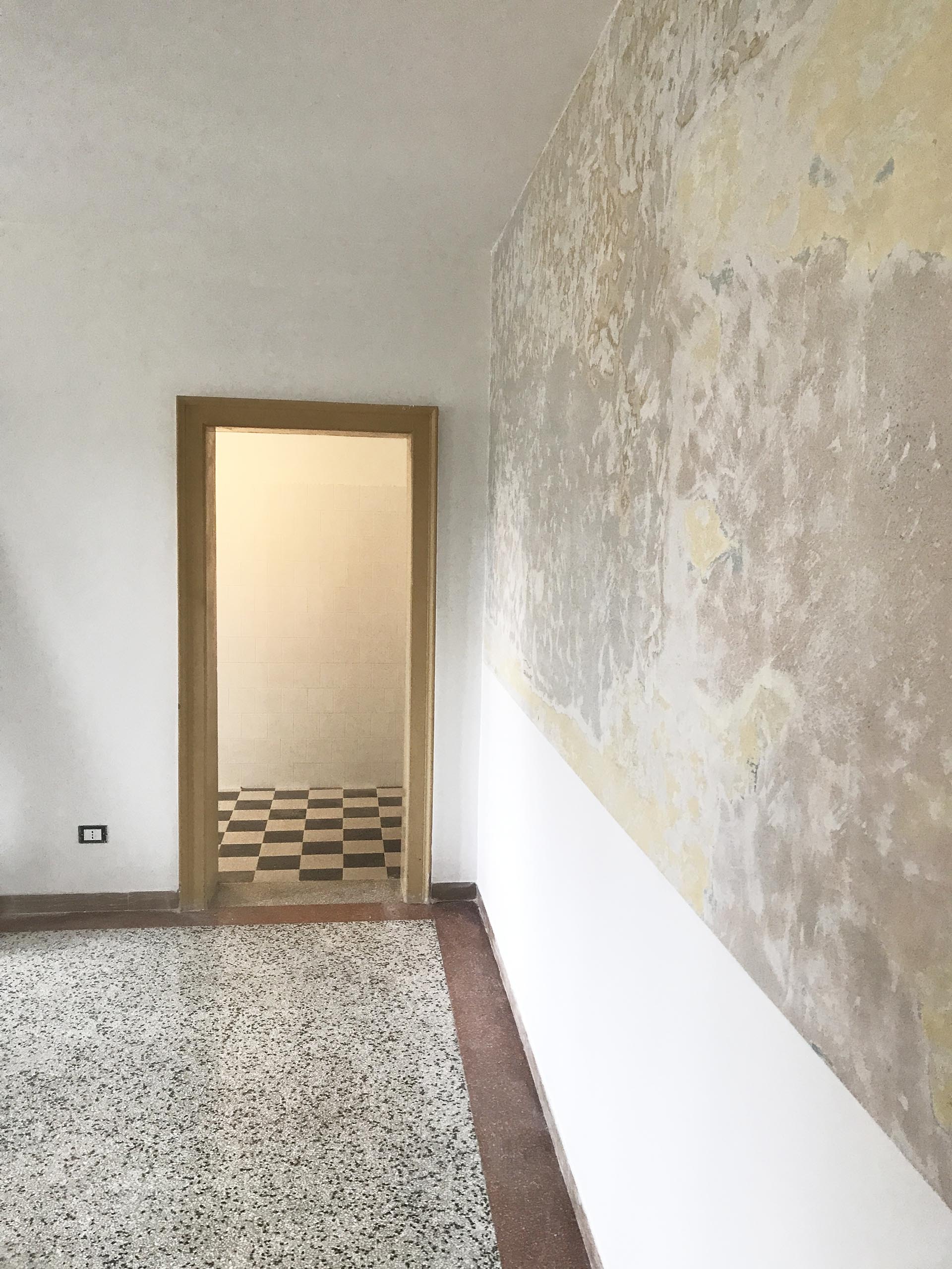 DETTAGLIO VECCHI STRATI DI INTONACO DESIGN DI INTERNI ARCHITETTO PORDENONE RISTRUTTURAZIONE-VILLA-STORICA-ARCHITETTO-PORDENONE